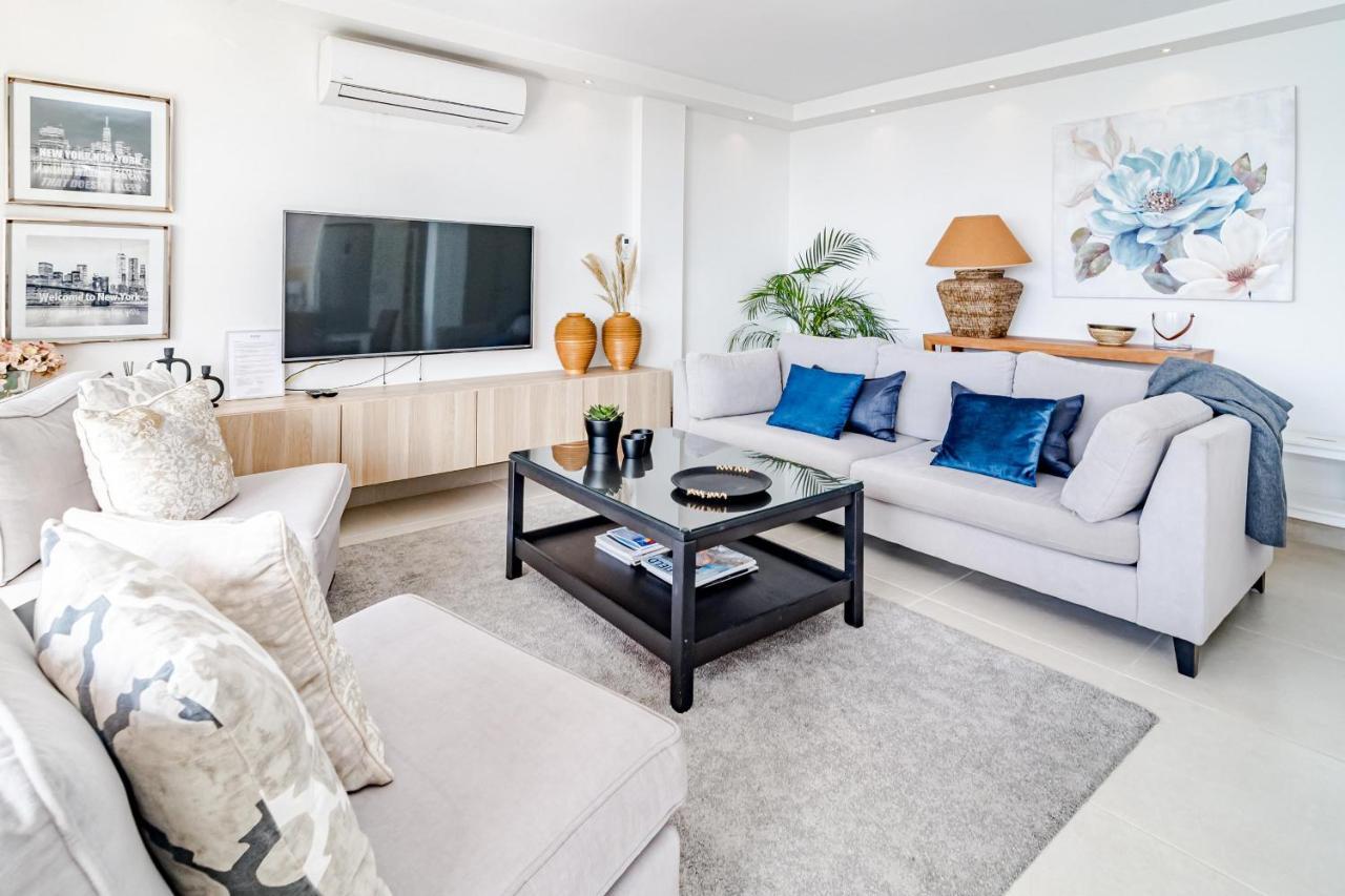 Cp - Modern Beachside Apartment In Estepona Eksteriør bilde
