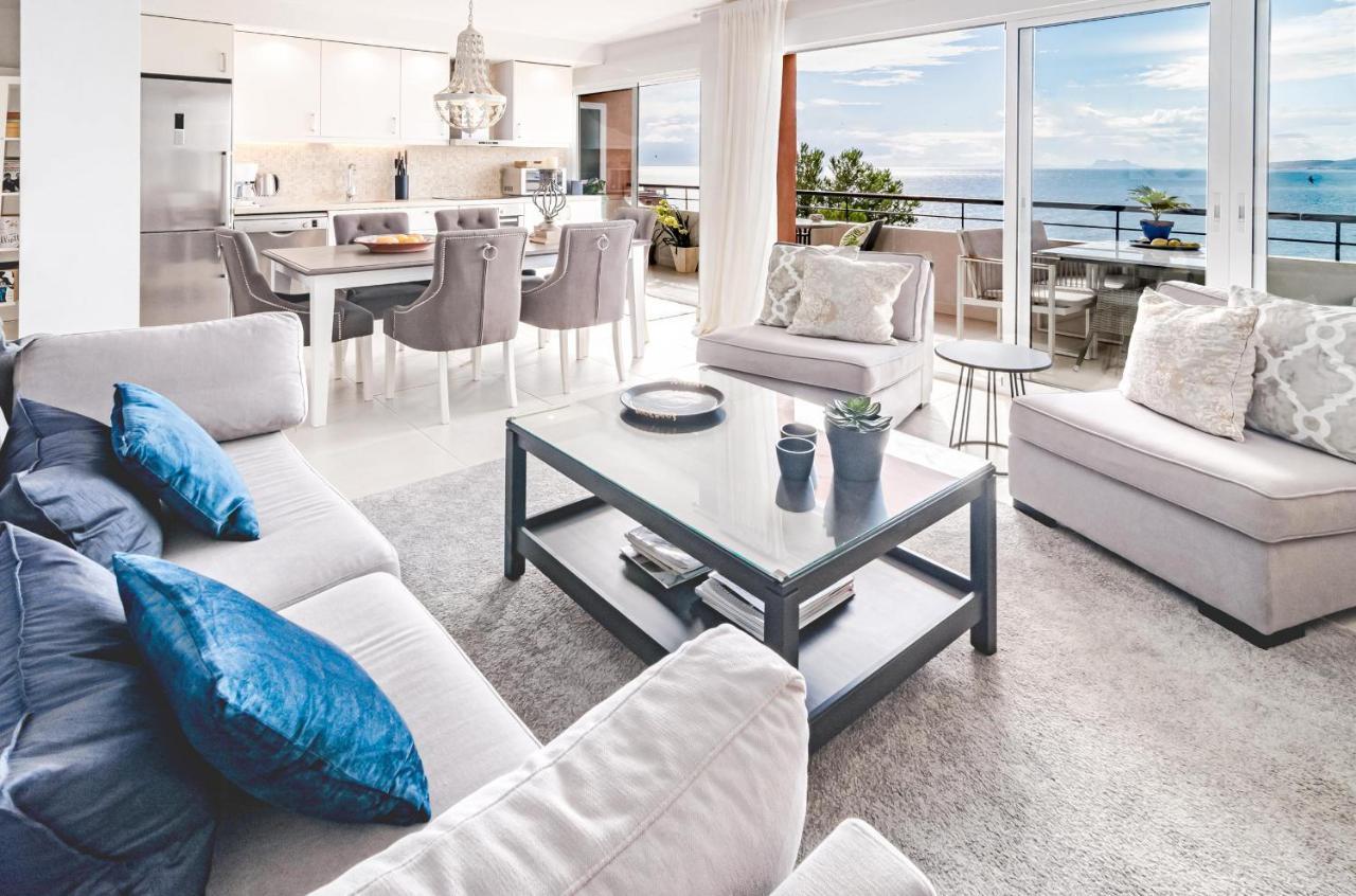 Cp - Modern Beachside Apartment In Estepona Eksteriør bilde