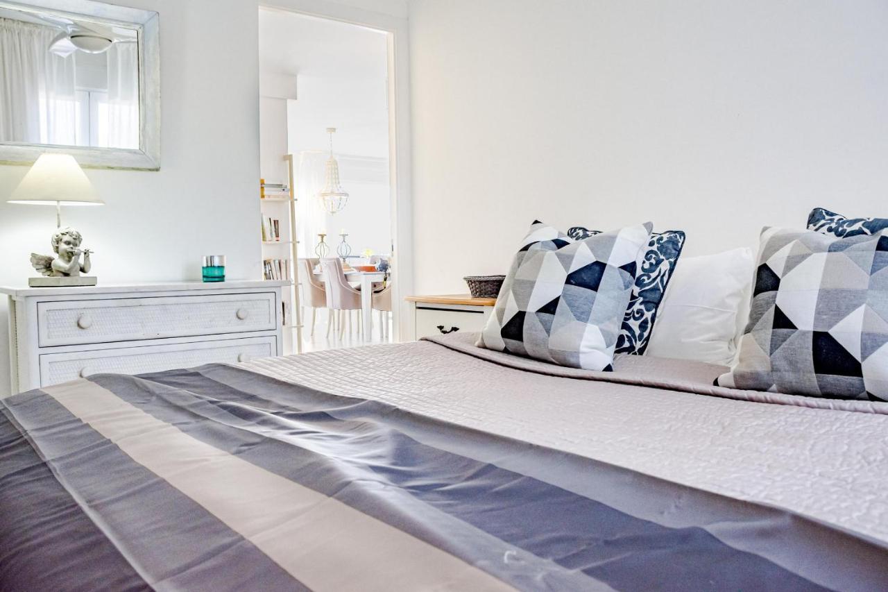 Cp - Modern Beachside Apartment In Estepona Eksteriør bilde